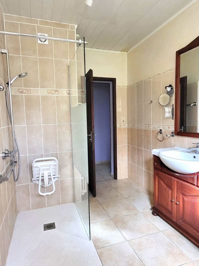 Image No.6-3 Bed House for sale