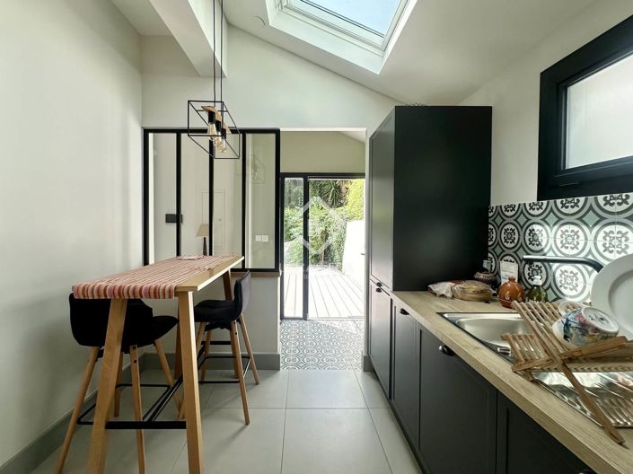 Image No.3-2 Bed House for sale