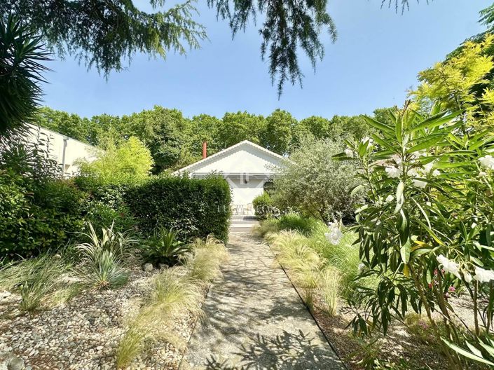 Image No.5-2 Bed House for sale