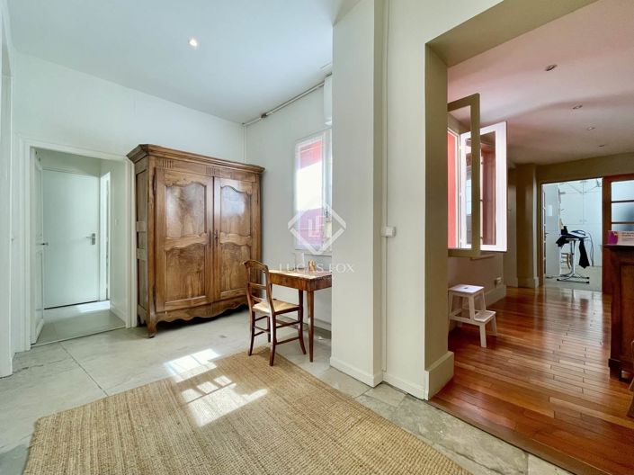 Image No.14-3 Bed Apartment for sale