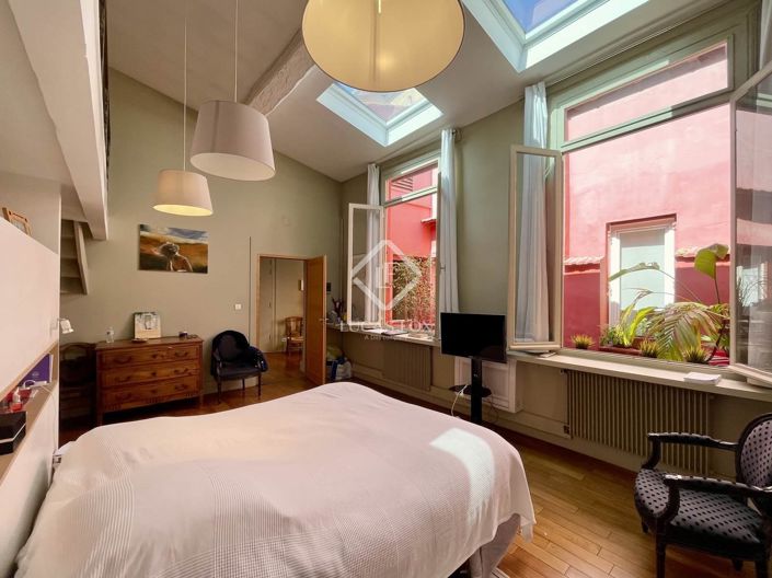 Image No.24-3 Bed Apartment for sale