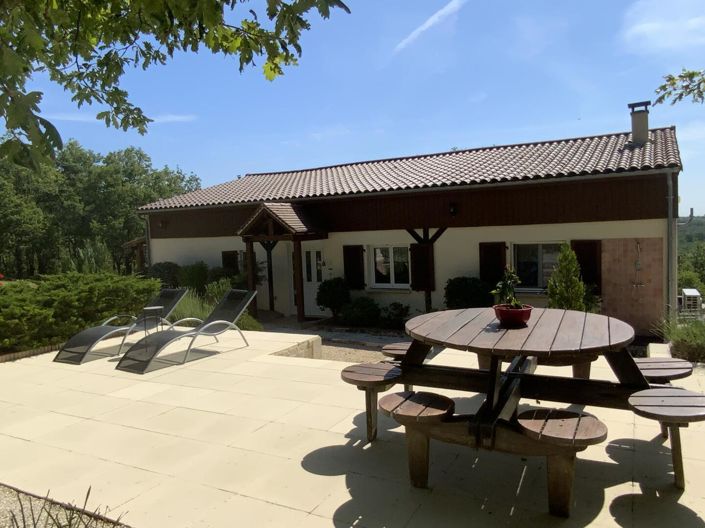 Image No.2-5 Bed House for sale