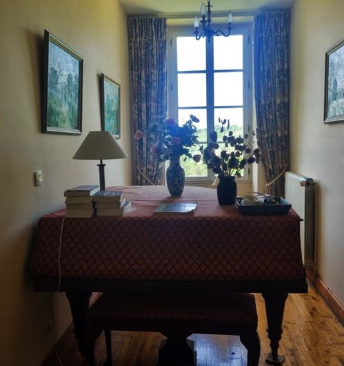 Image No.47-9 Bed Property for sale