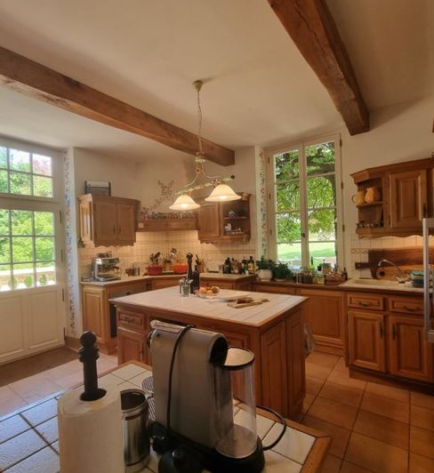 Image No.51-9 Bed Property for sale