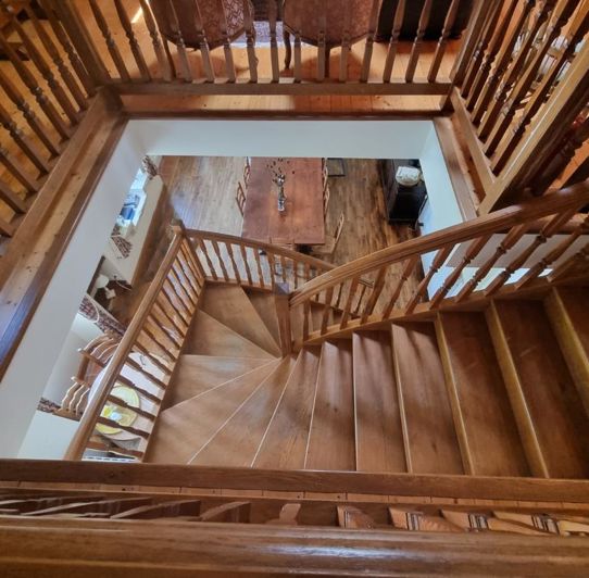 Image No.66-9 Bed Property for sale