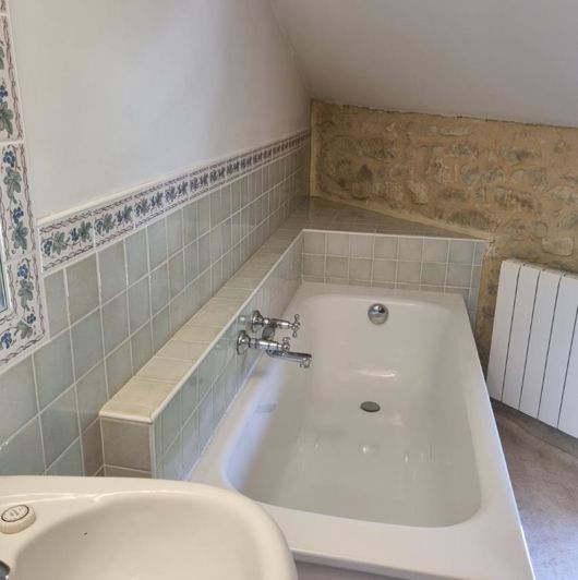 Image No.76-9 Bed Property for sale