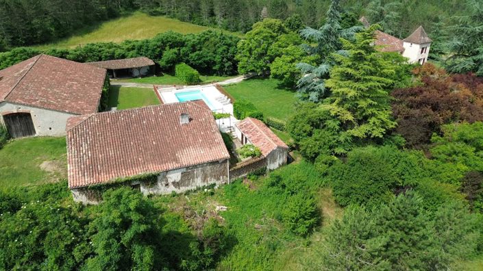 Image No.97-9 Bed Property for sale