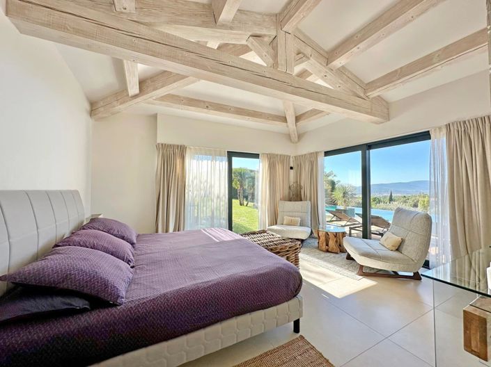 Image No.19-5 Bed House for sale