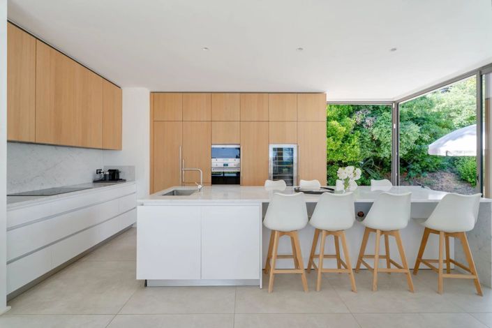 Image No.12-5 Bed House for sale