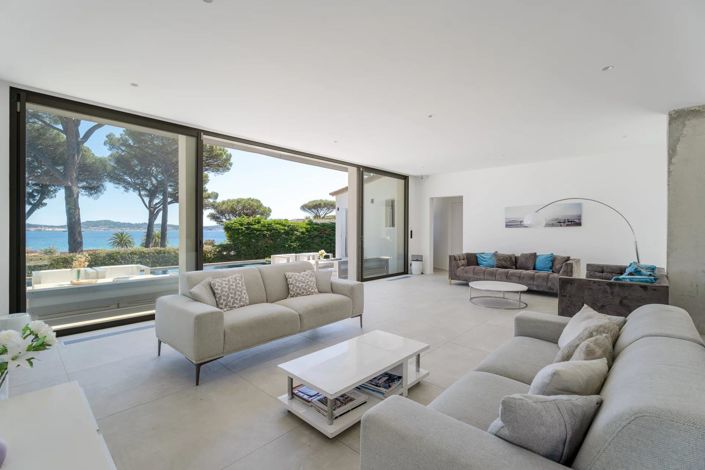 Image No.6-5 Bed House for sale