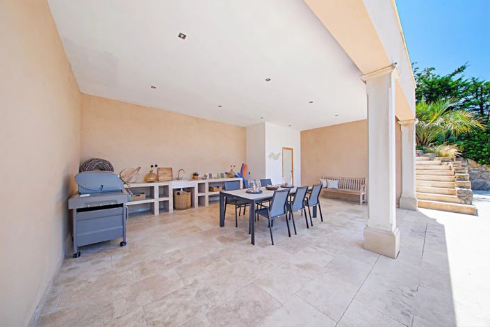 Image No.13-5 Bed House for sale