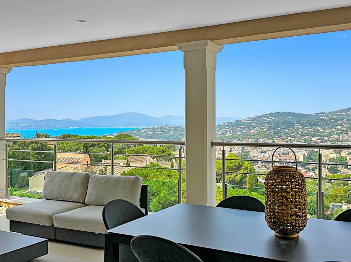 Image No.16-5 Bed House for sale