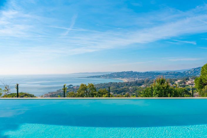 Image No.4-4 Bed House for sale