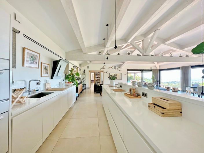 Image No.15-5 Bed House for sale