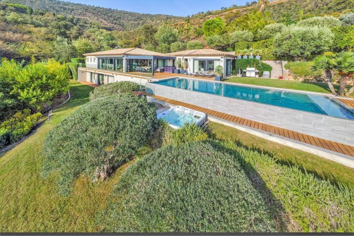 Image No.17-5 Bed House for sale