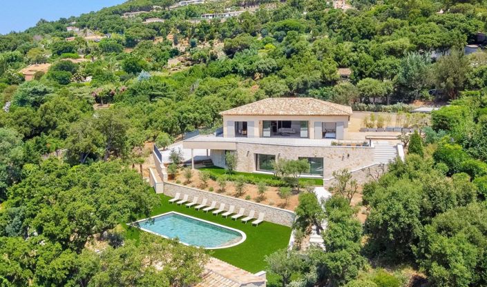 Image No.19-5 Bed House for sale