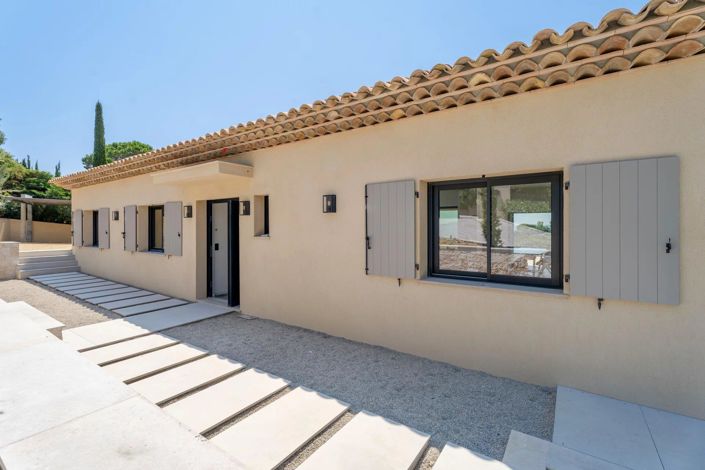 Image No.4-5 Bed House for sale