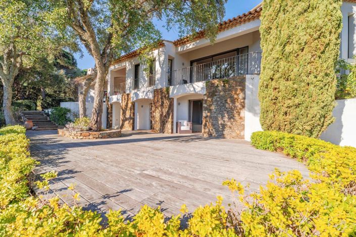 Image No.20-6 Bed House for sale