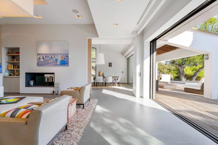 Image No.6-6 Bed House for sale