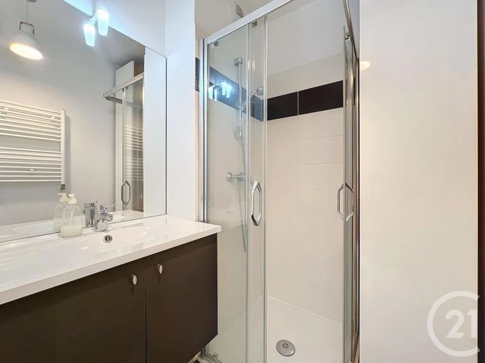 Image No.11-3 Bed Apartment for sale