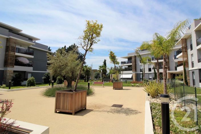 Image No.17-3 Bed Apartment for sale