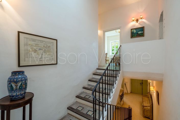 Image No.16-5 Bed House for sale