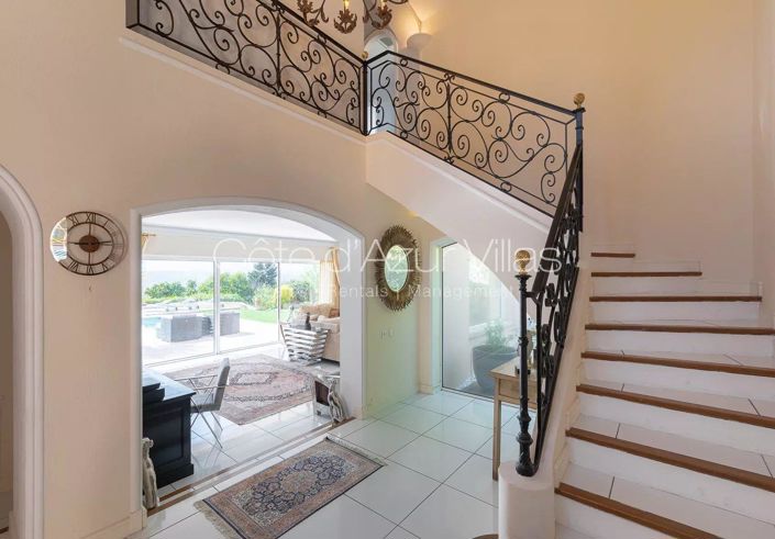 Image No.10-6 Bed House for sale