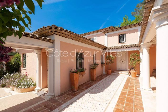 Image No.22-6 Bed House for sale