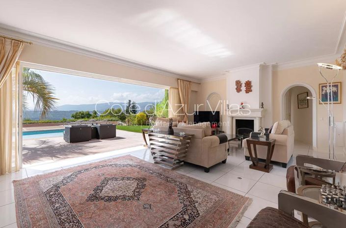 Image No.5-6 Bed House for sale