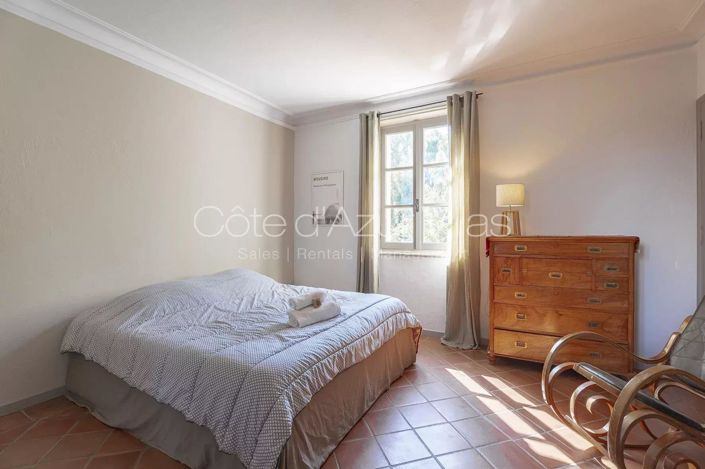 Image No.9-4 Bed House for sale