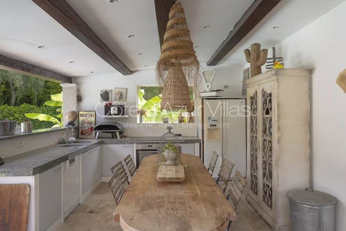 Image No.12-4 Bed House for sale