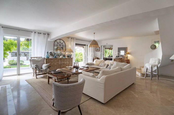 Image No.4-4 Bed House for sale