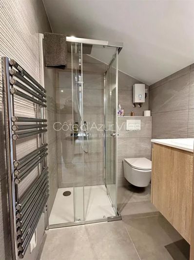 Image No.19-5 Bed House for sale