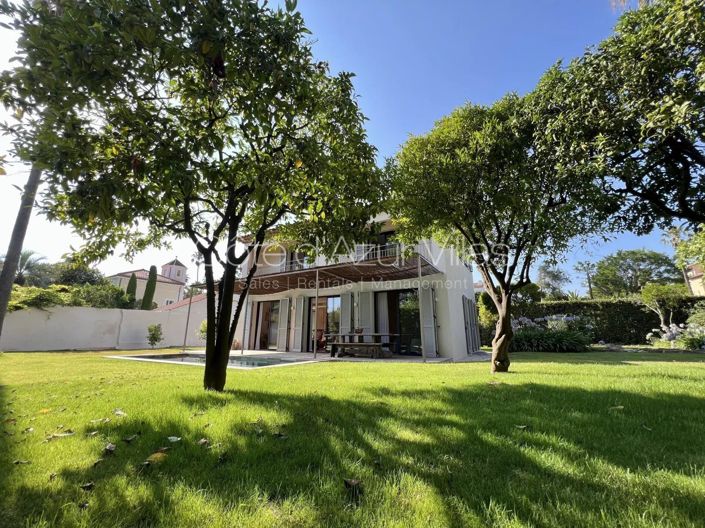 Image No.14-3 Bed House for sale