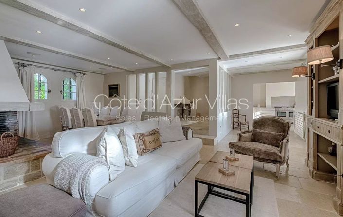 Image No.6-4 Bed House for sale