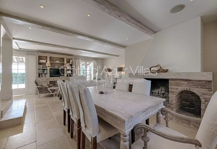 Image No.8-4 Bed House for sale