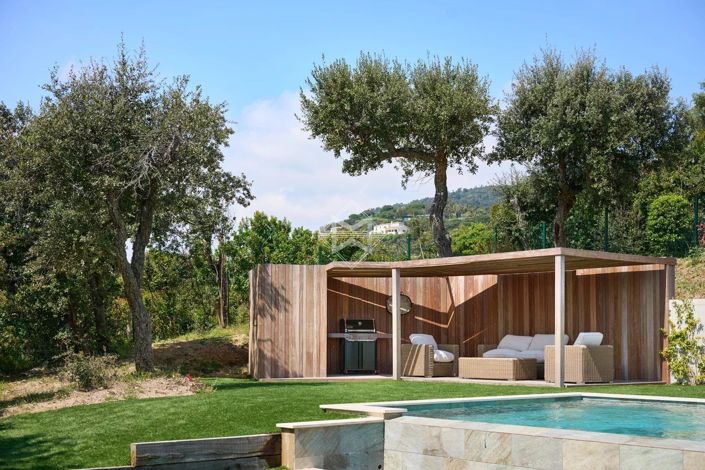 Image No.21-5 Bed House for sale