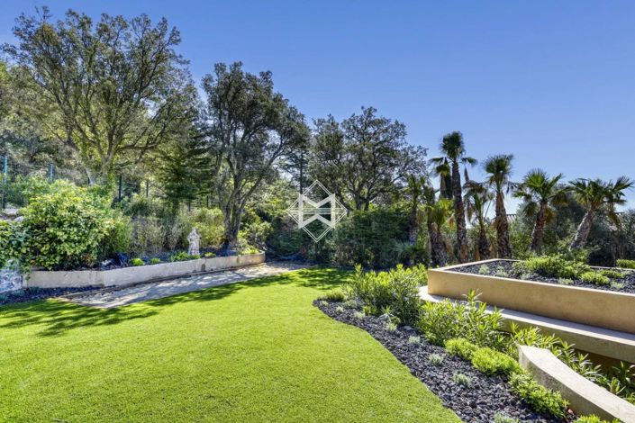 Image No.3-5 Bed House for sale