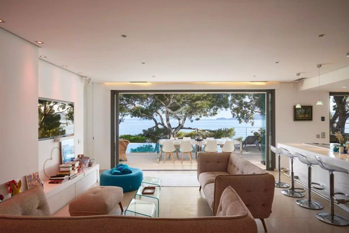 Image No.15-4 Bed House for sale