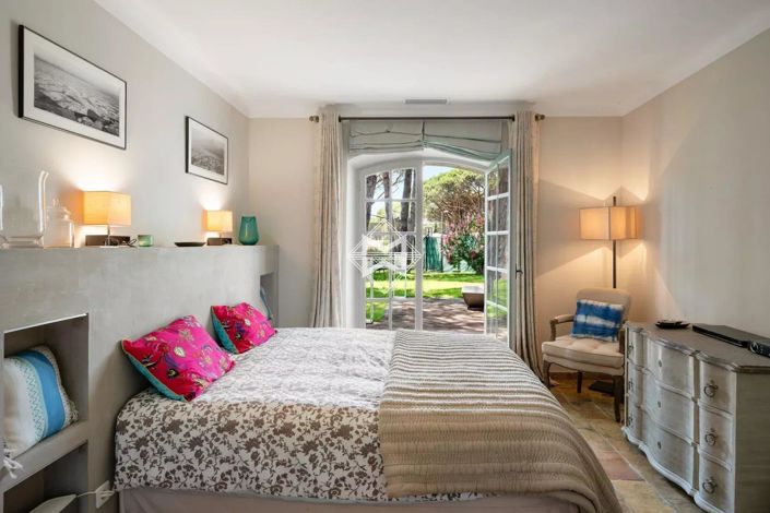 Image No.14-9 Bed House for sale