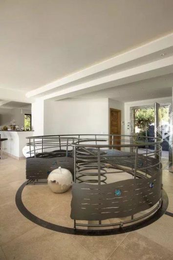 Image No.12-5 Bed House for sale