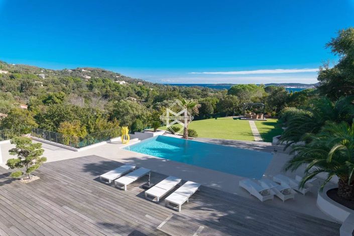 Image No.2-4 Bed House for sale