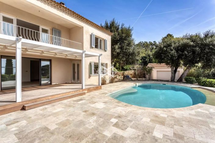 Image No.17-6 Bed House for sale