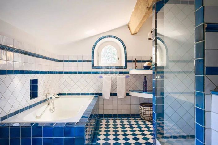 Image No.17-14 Bed House for sale