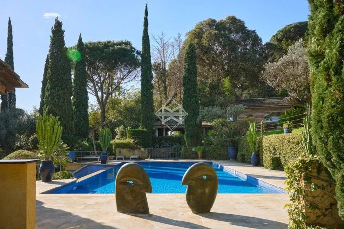 Image No.4-14 Bed House for sale