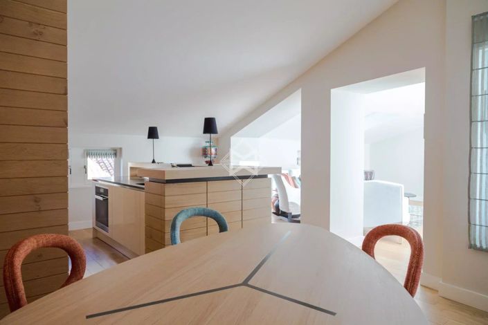 Image No.13-5 Bed House for sale