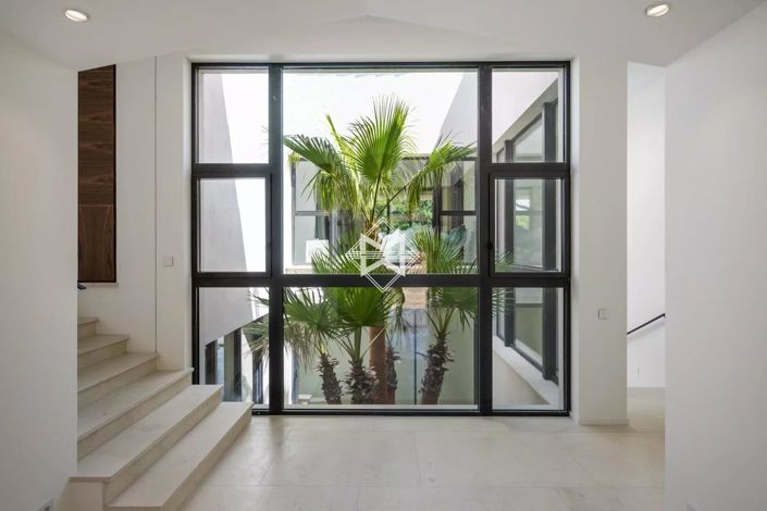 Image No.15-5 Bed House for sale