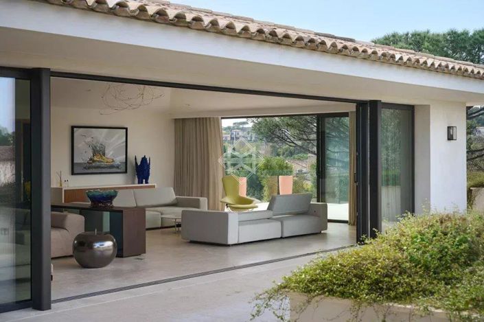 Image No.16-5 Bed House for sale