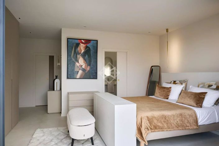 Image No.15-5 Bed House for sale