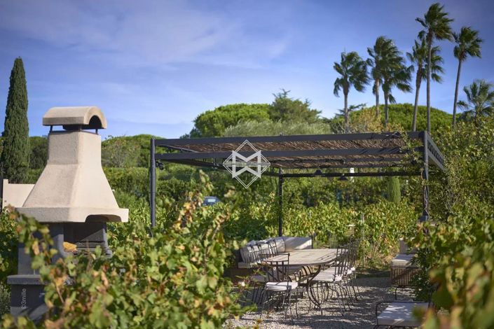 Image No.15-8 Bed House for sale